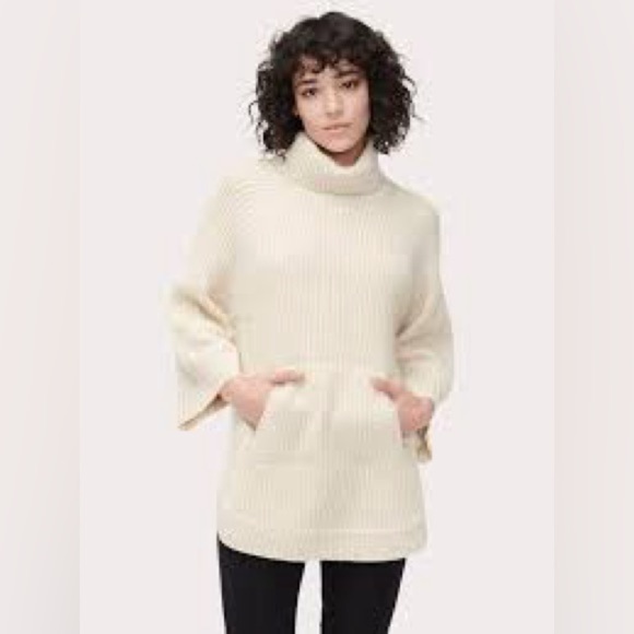 UGG Sweaters - UGG Raelynn Cream Heather Knit Turtleneck Sweater Sz-M